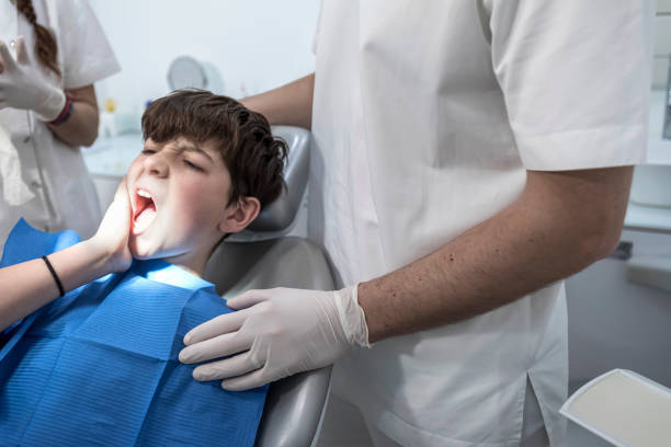 Best Emergency Dentist for Knocked-Out Tooth in West Hills, NY